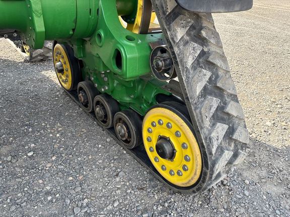 2021 John Deere 8RX 370 Tractor Rubber Track
