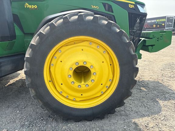 2025 John Deere 8R 340 Tractor
