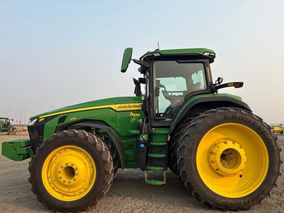 2025 John Deere 8R 370 Tractor