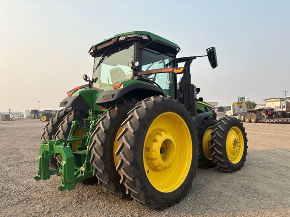 2025 John Deere 8R 370 Tractor