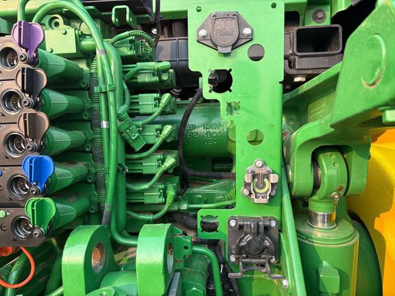 2025 John Deere 8R 370 Tractor