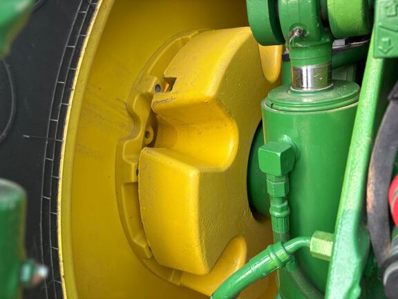 2025 John Deere 8R 370 Tractor