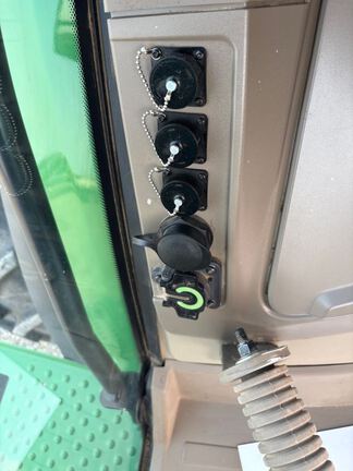 2025 John Deere 8R 370 Tractor