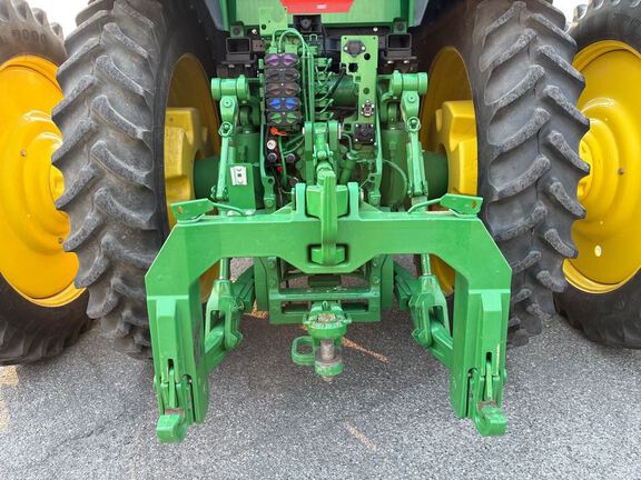 2025 John Deere 8R 370 Tractor