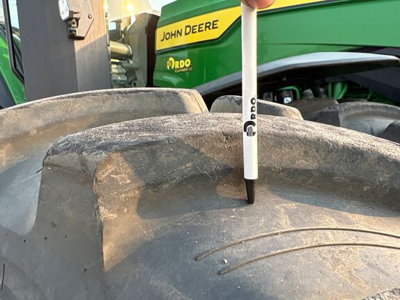 2025 John Deere 8R 370 Tractor