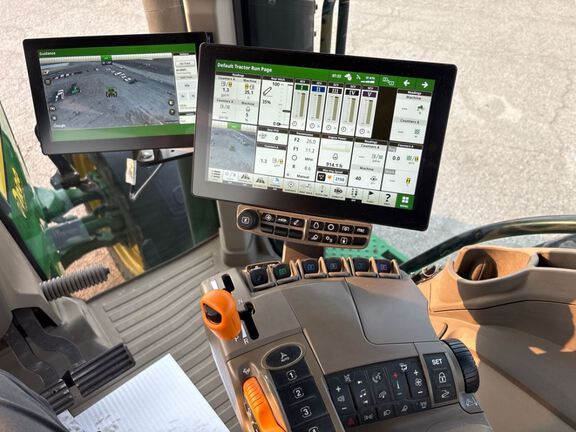 2025 John Deere 8R 370 Tractor