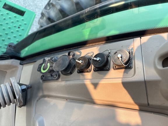 2025 John Deere 8R 370 Tractor