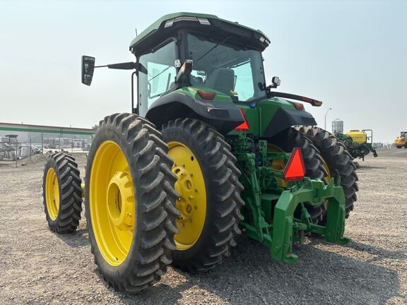 2025 John Deere 8R 370 Tractor