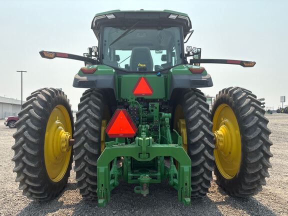 2025 John Deere 8R 370 Tractor