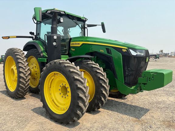 2025 John Deere 8R 370 Tractor