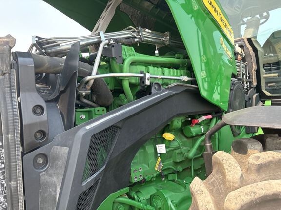 2025 John Deere 8R 370 Tractor