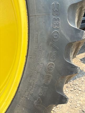2025 John Deere 8R 370 Tractor