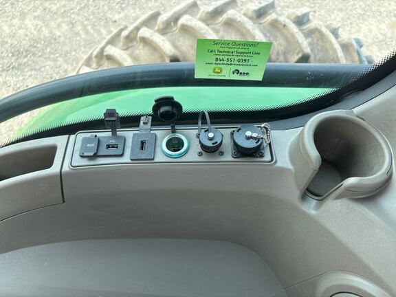 2025 John Deere 8R 370 Tractor