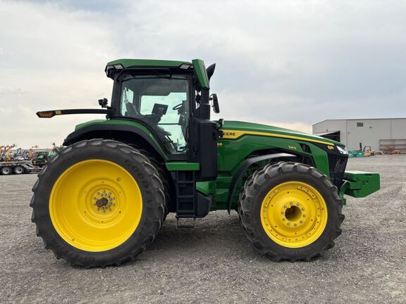 2025 John Deere 8R 340 Tractor