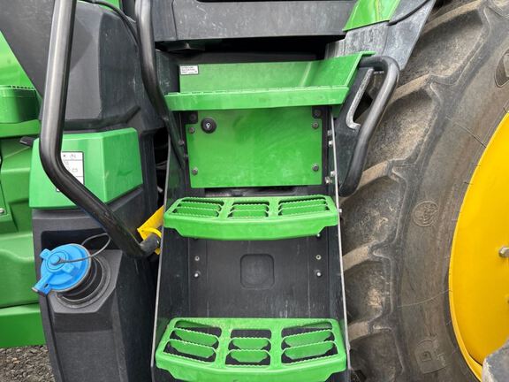 2025 John Deere 8R 340 Tractor