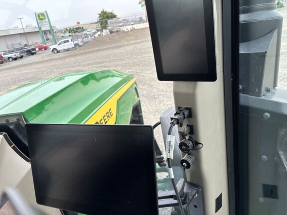 2025 John Deere 8R 340 Tractor