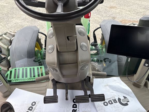 2025 John Deere 8R 340 Tractor