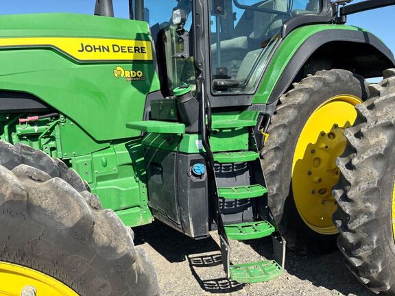 2023 John Deere 8R 230 Tractor