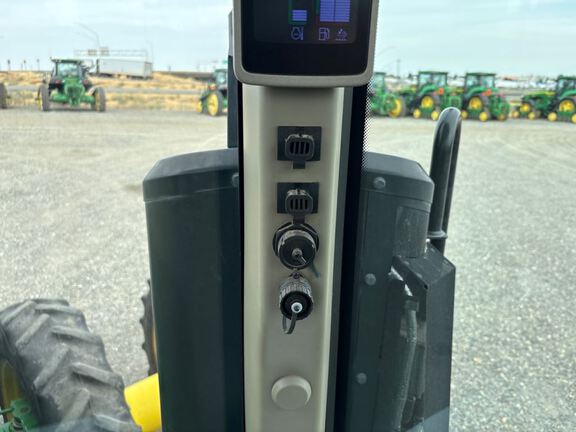 2023 John Deere 8R 230 Tractor