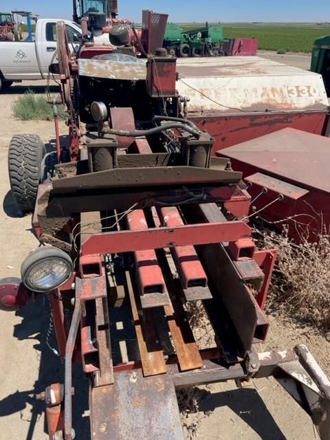 Freeman 330 Baler/Square