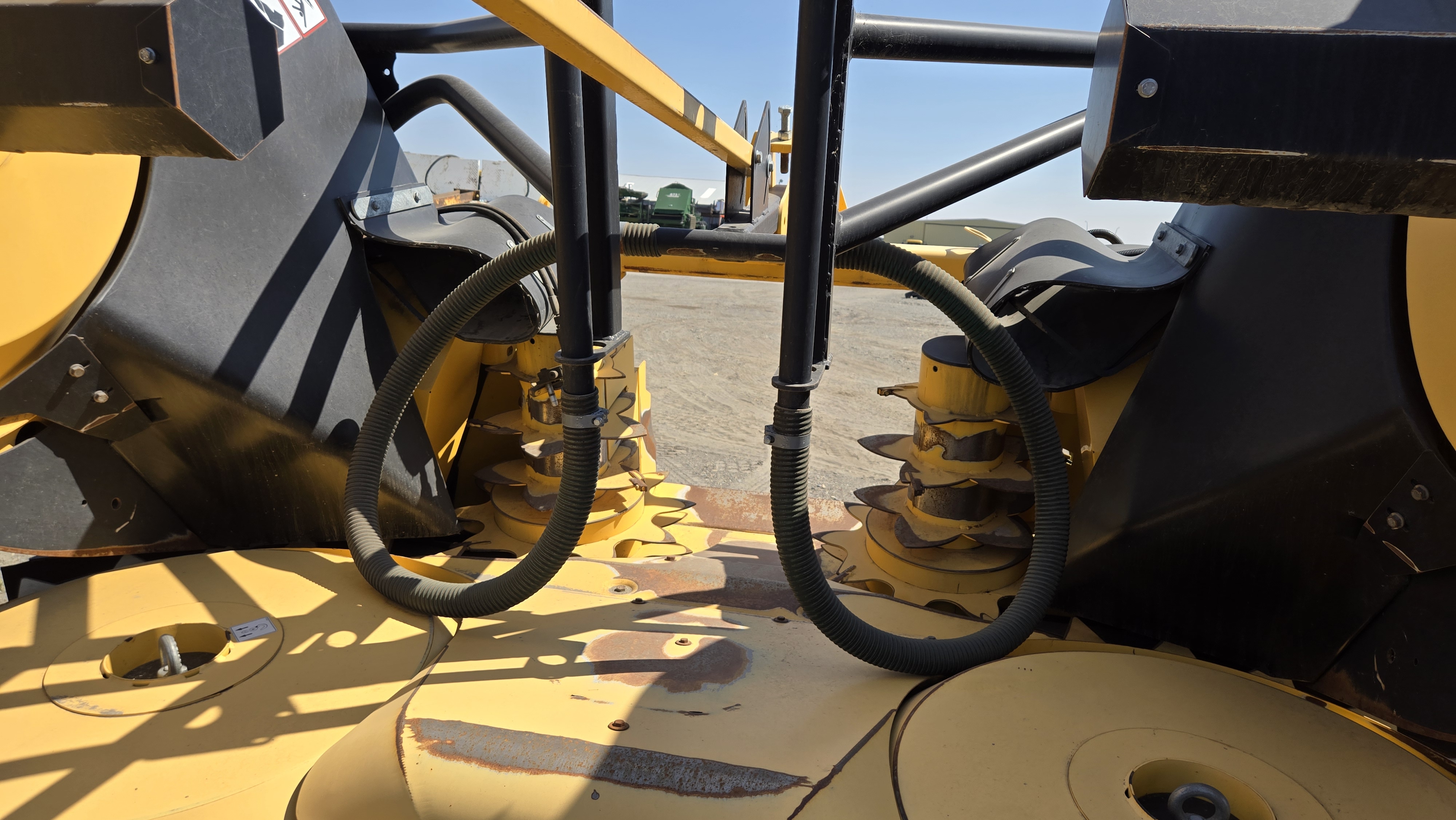 2022 New Holland 600B Header Forage