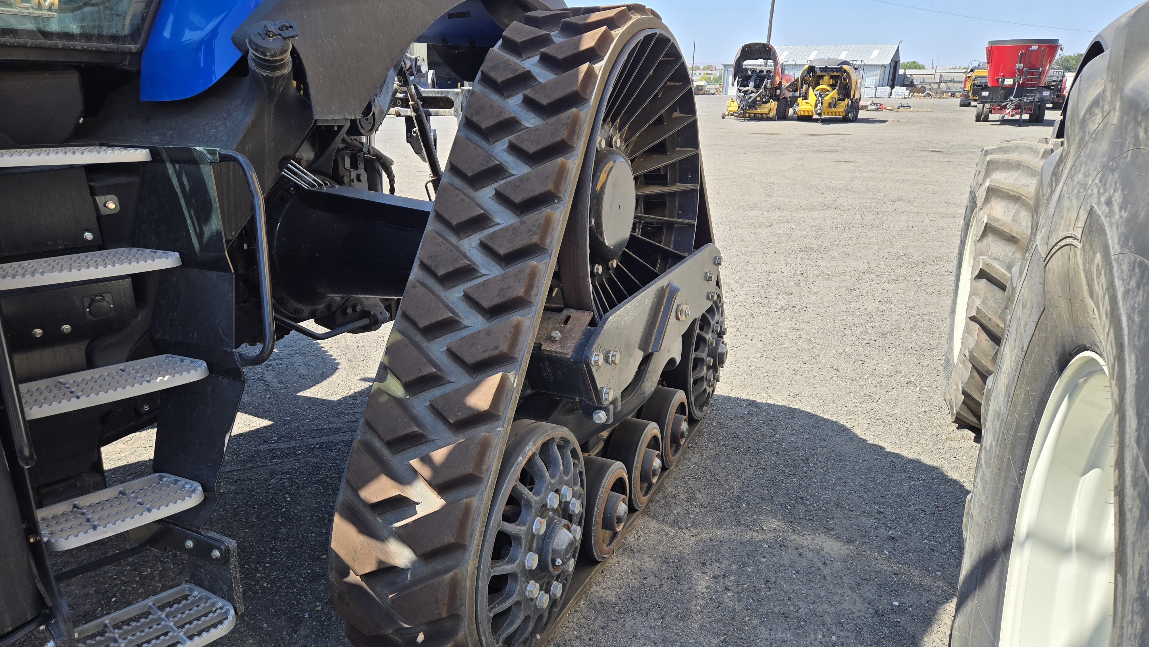 2024 New Holland T8.435 Tractor