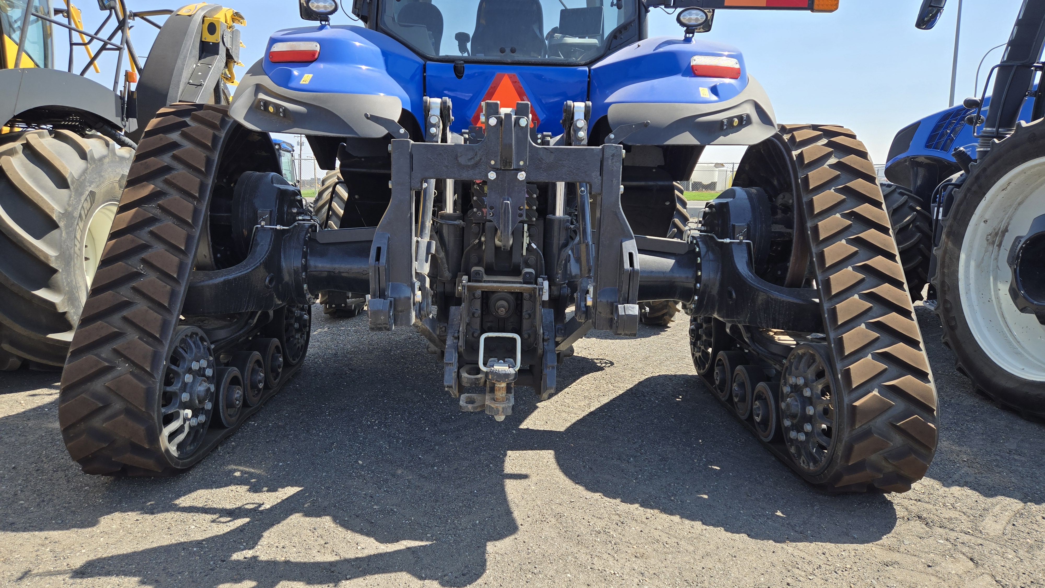 2024 New Holland T8.435 Tractor