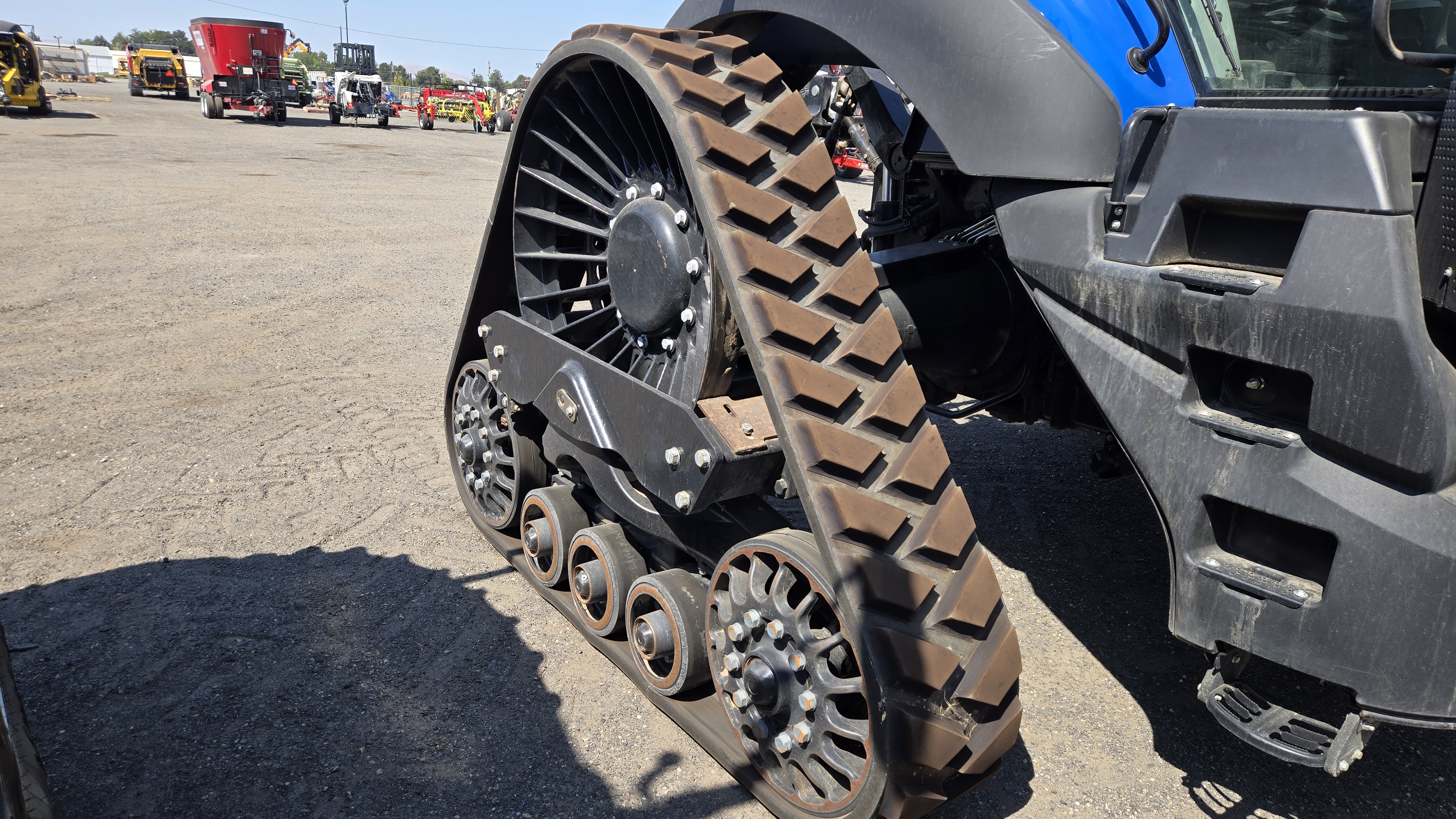 2024 New Holland T8.435 Tractor