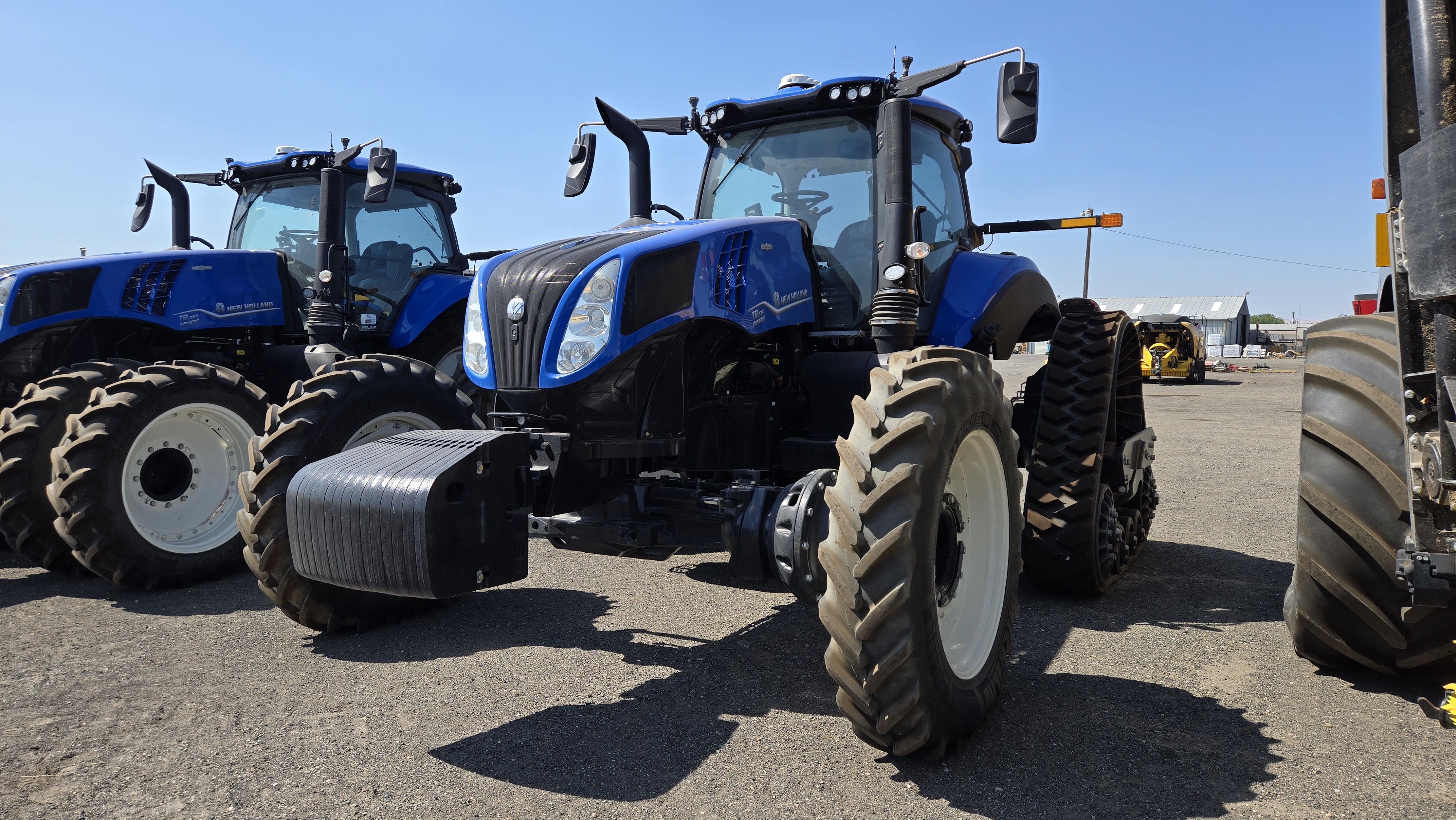 2024 New Holland T8.435 Tractor