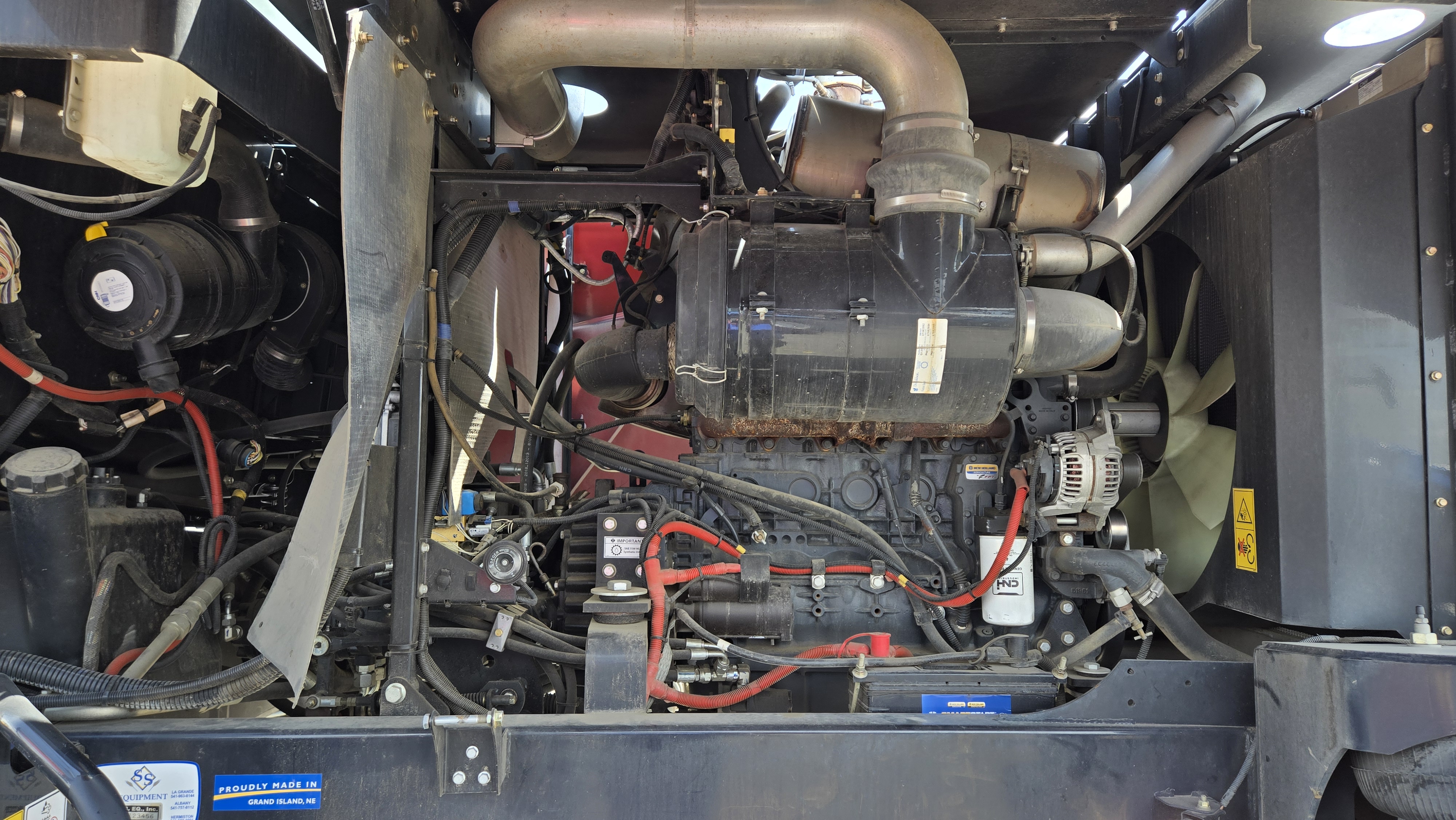 2021 New Holland SPEEDROWER 260 Windrower