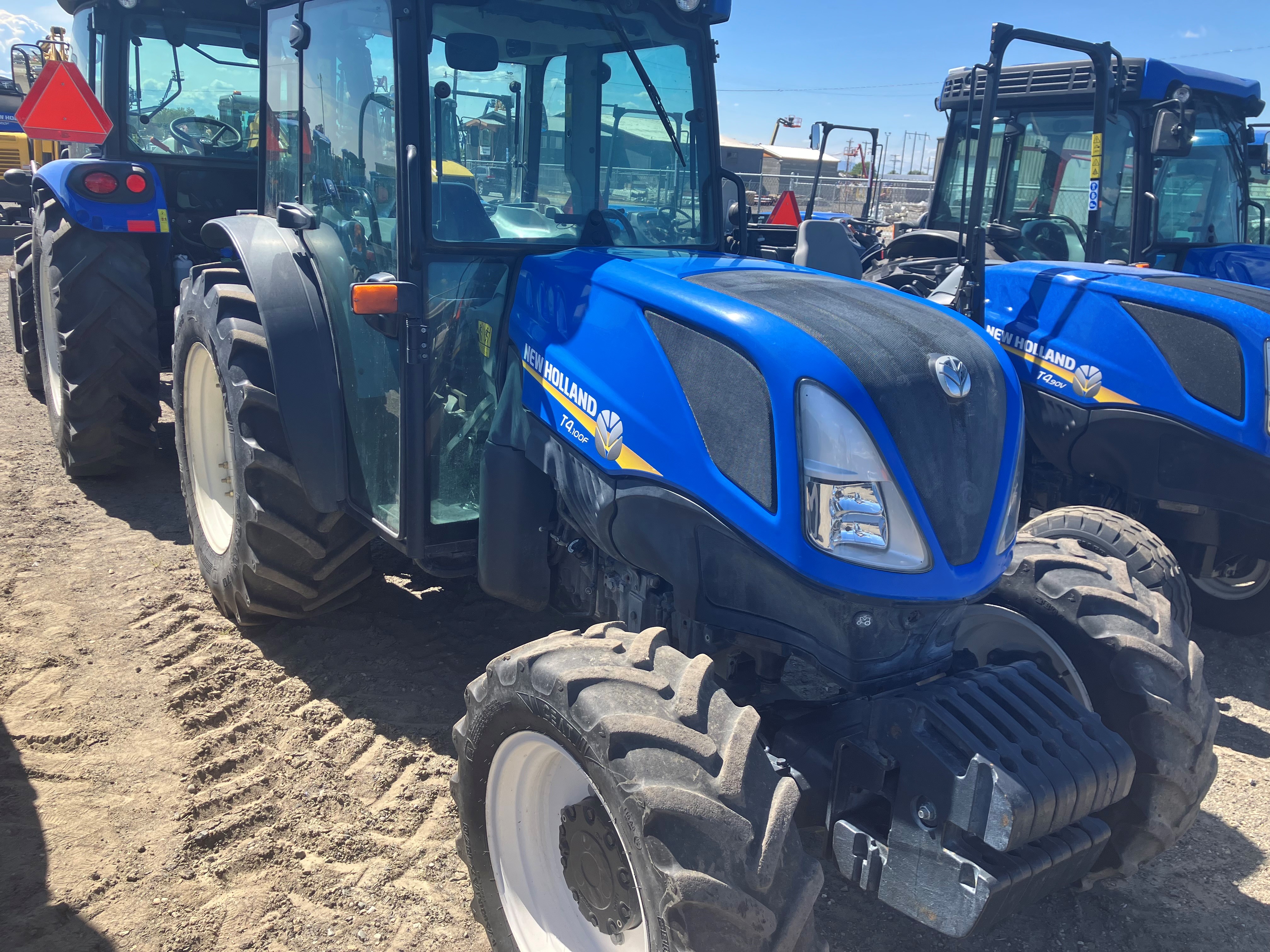 2020 New Holland T4.100F Tractor