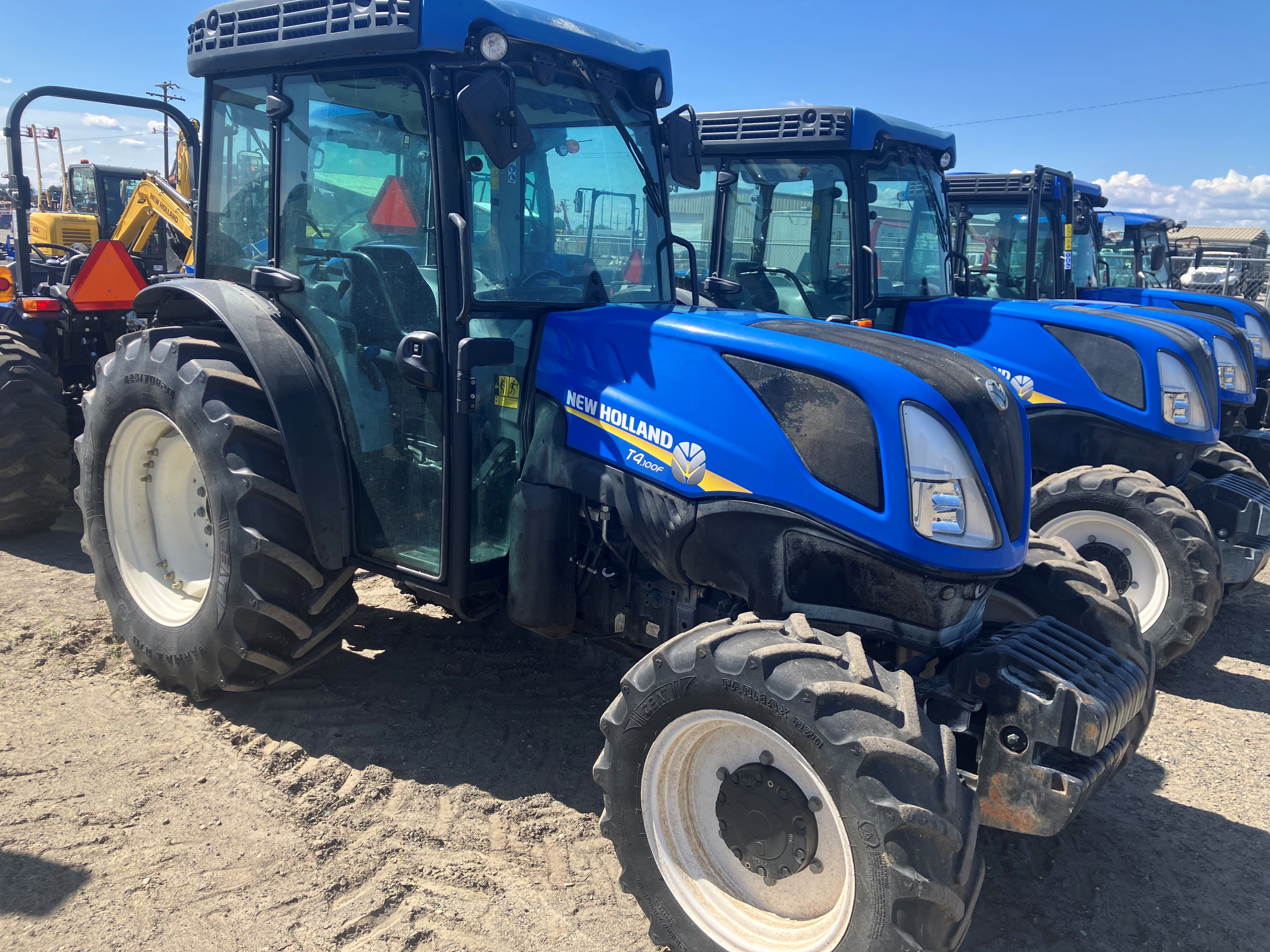 2020 New Holland T4.100F Tractor