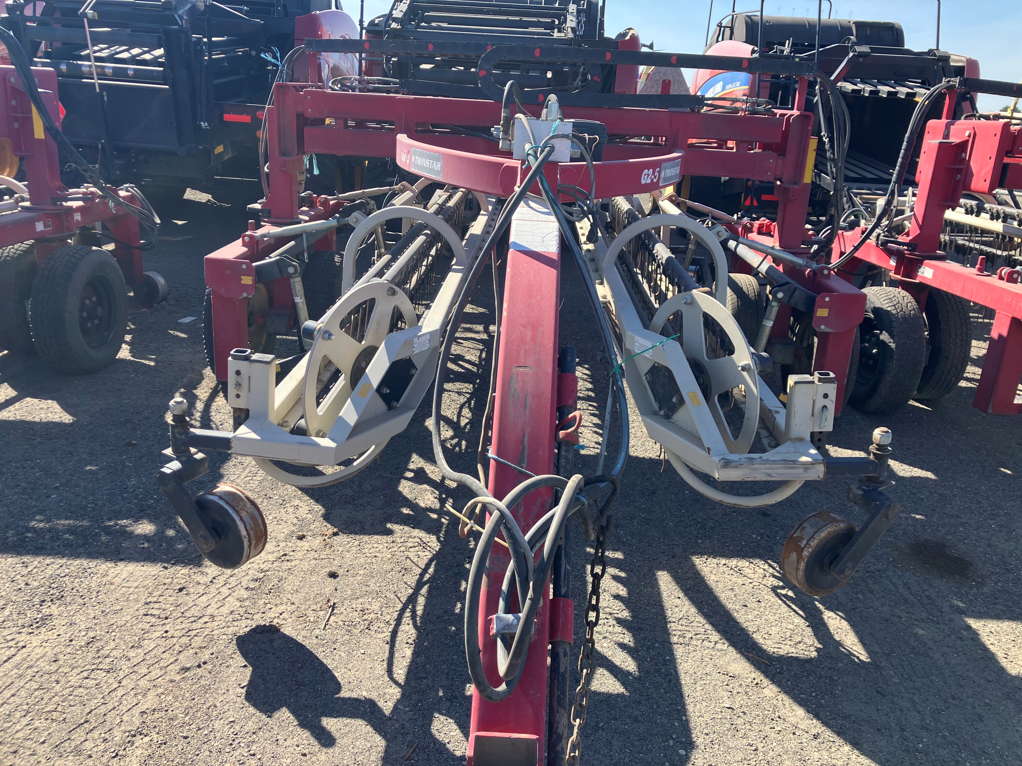 2014 TwinStar 2030G2-5 Rake