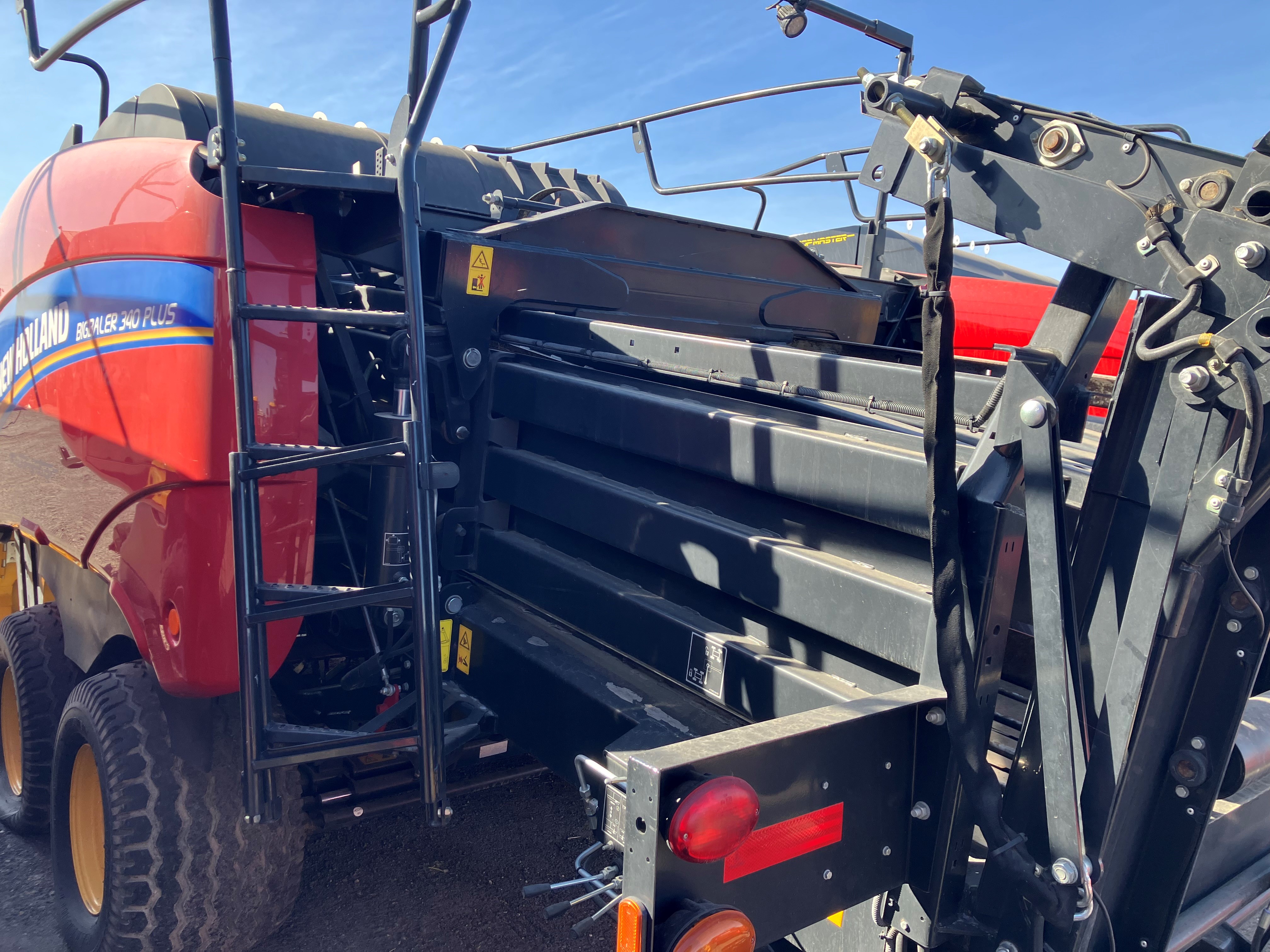 2019 New Holland 340S PLUS Baler/Square