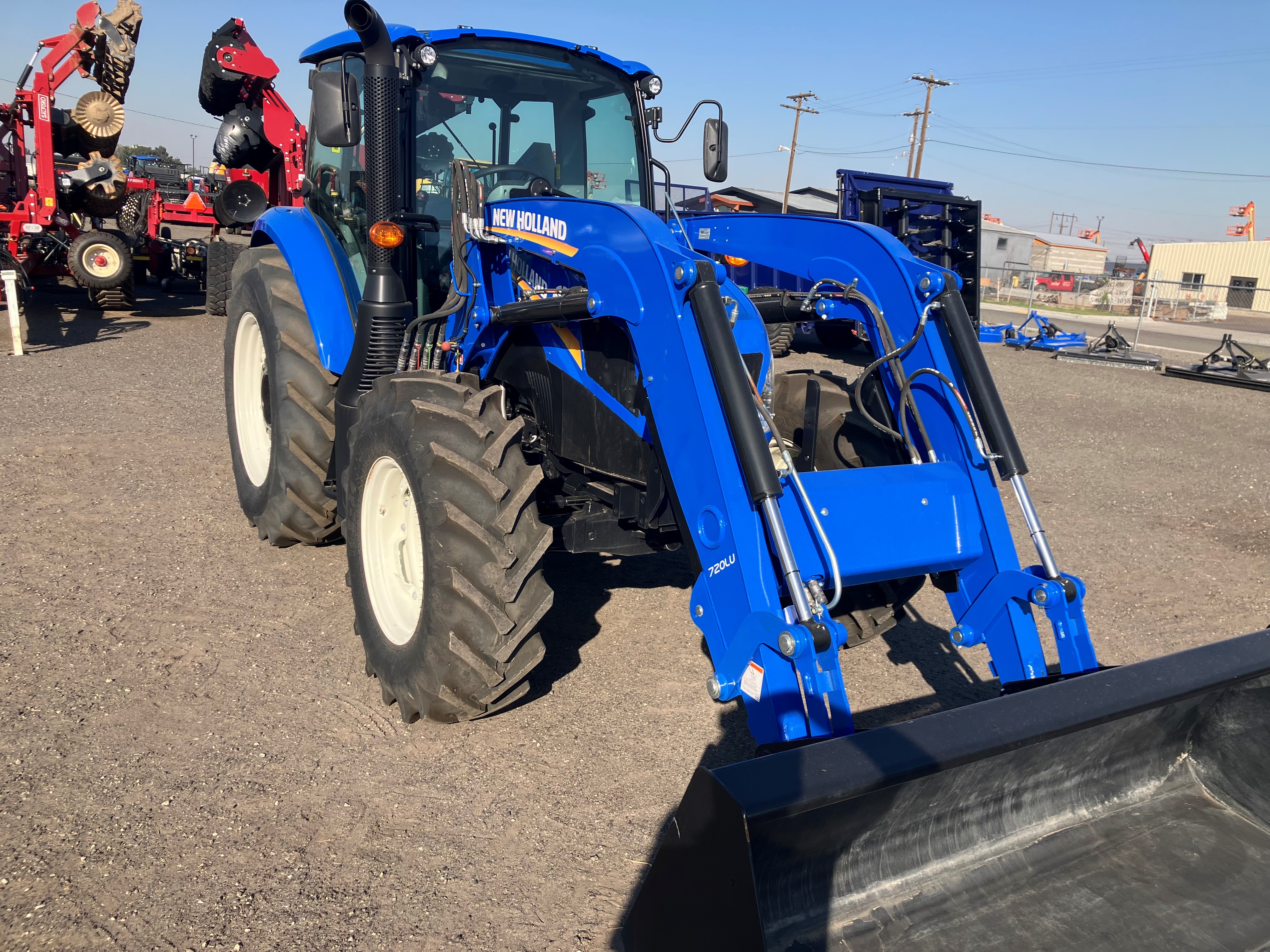 2023 New Holland POWERSTAR 120 Tractor