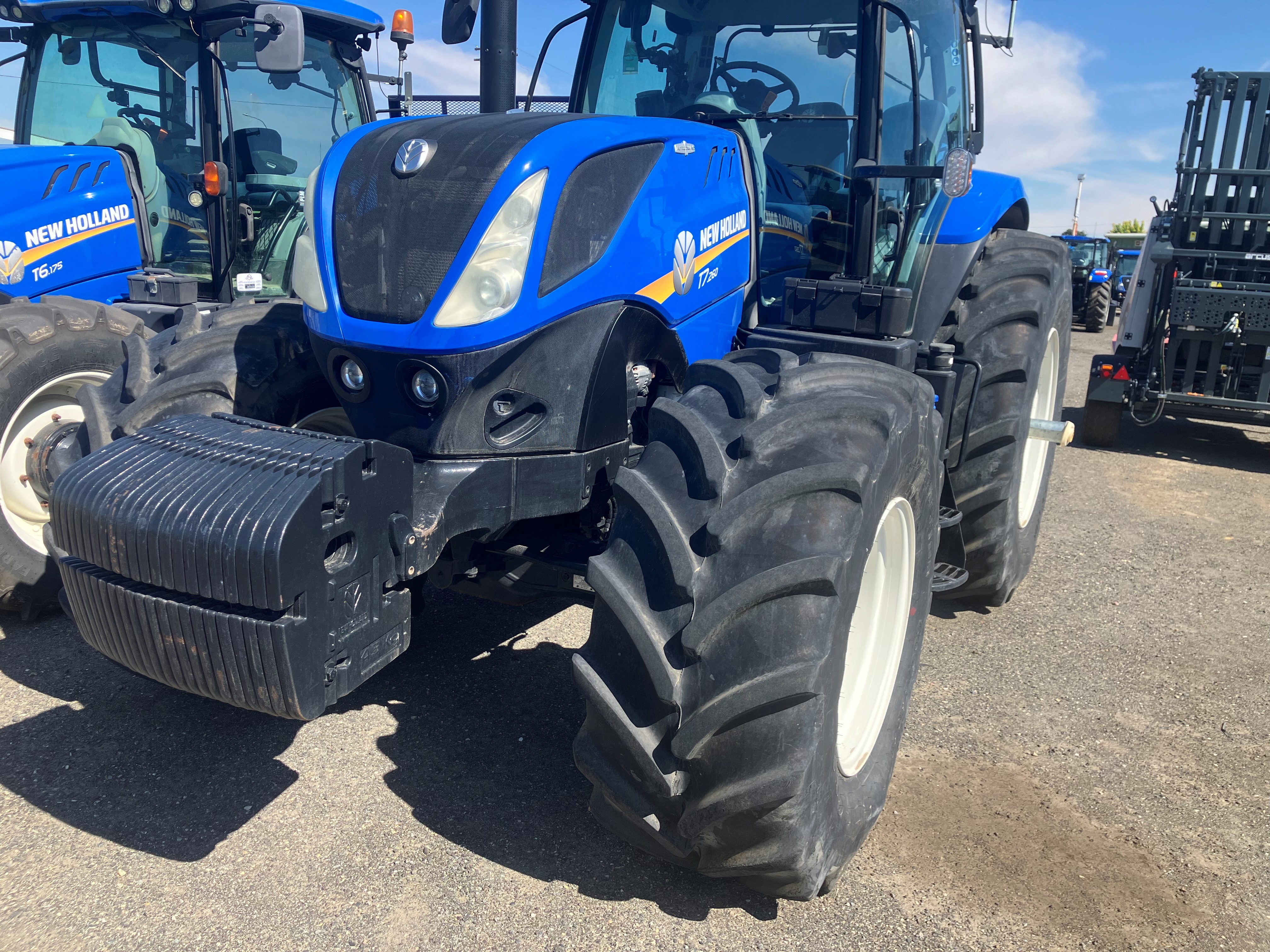 2021 New Holland T7.260 Tractor