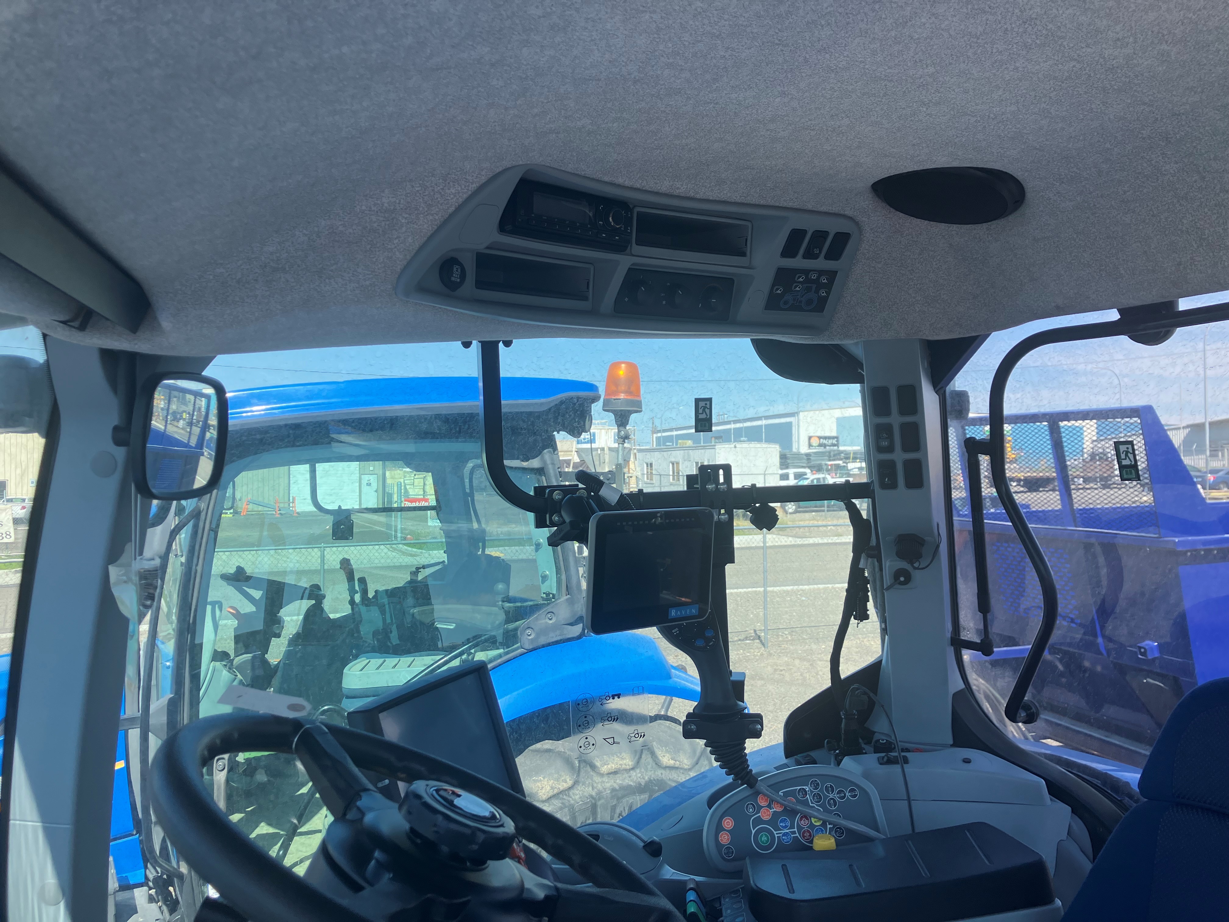 2021 New Holland T7.260 Tractor