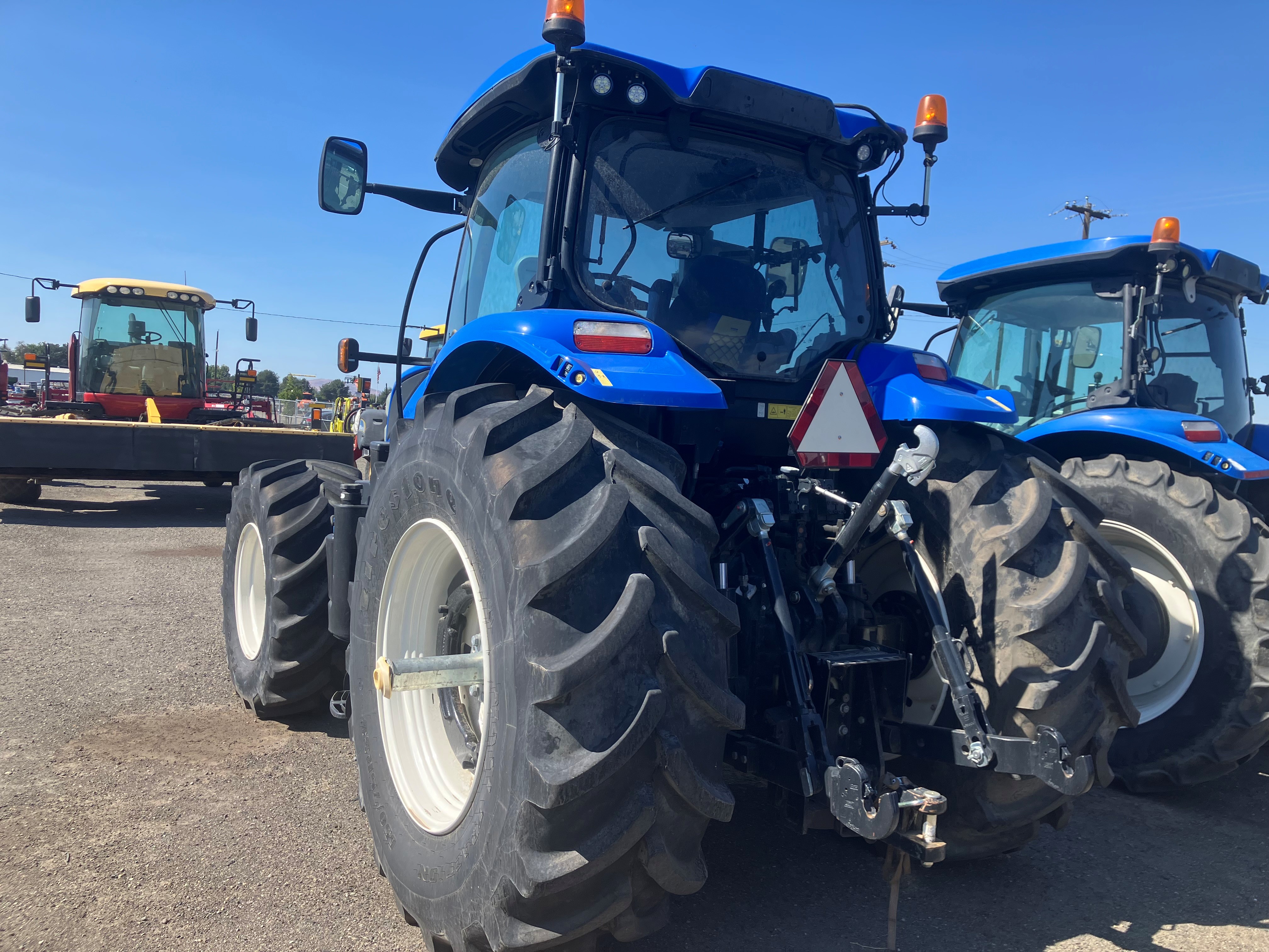 2021 New Holland T7.260 Tractor
