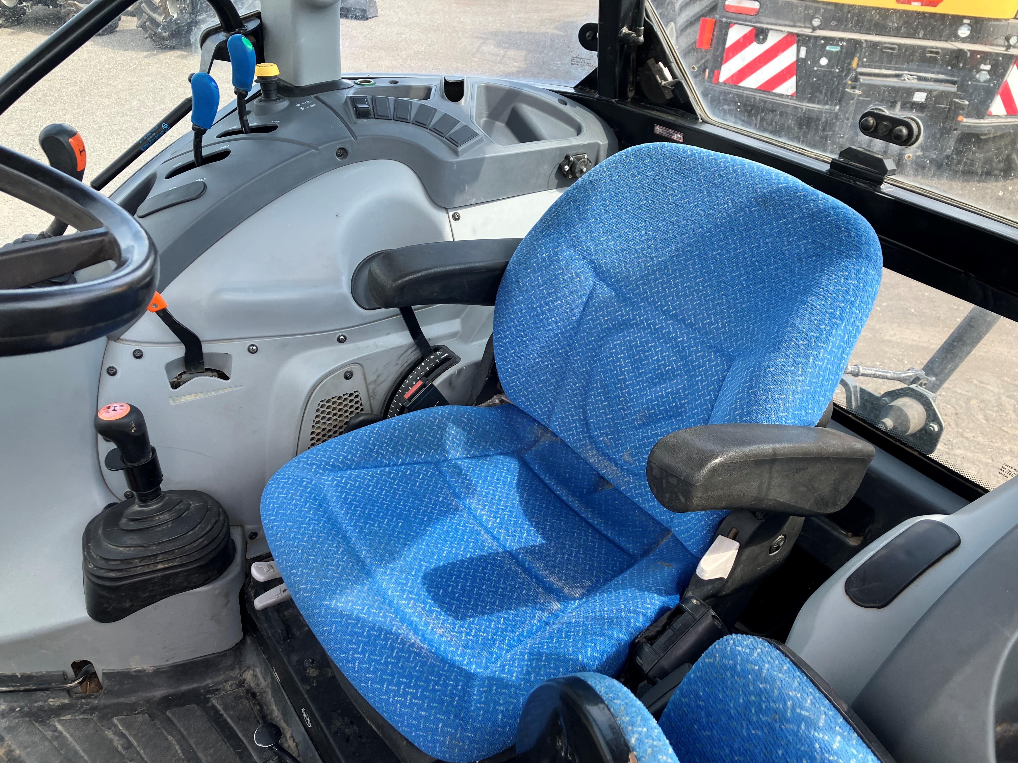 2014 New Holland T4.105A Tractor