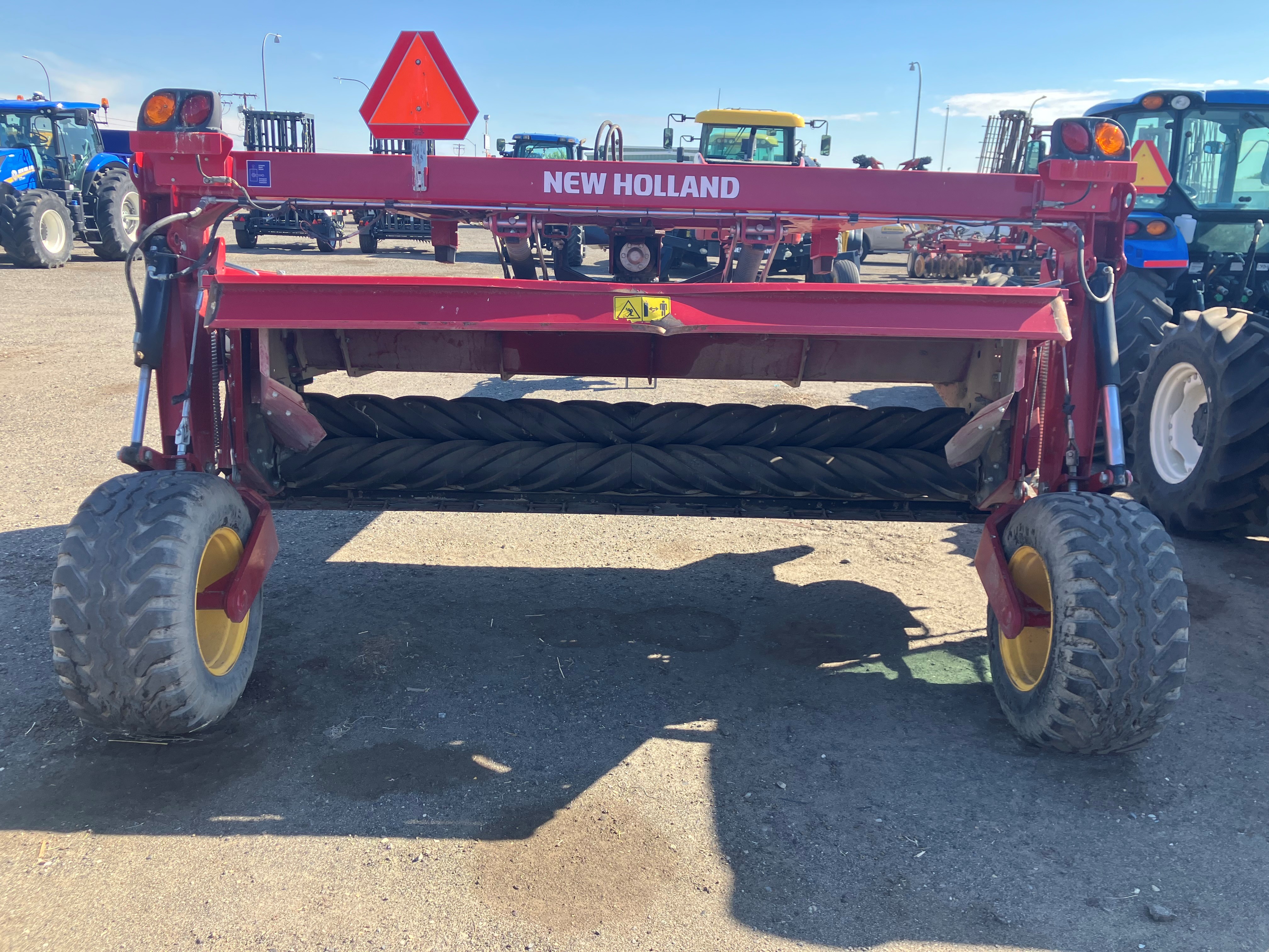 2018 New Holland DISCBINE 312R Mower Conditioner
