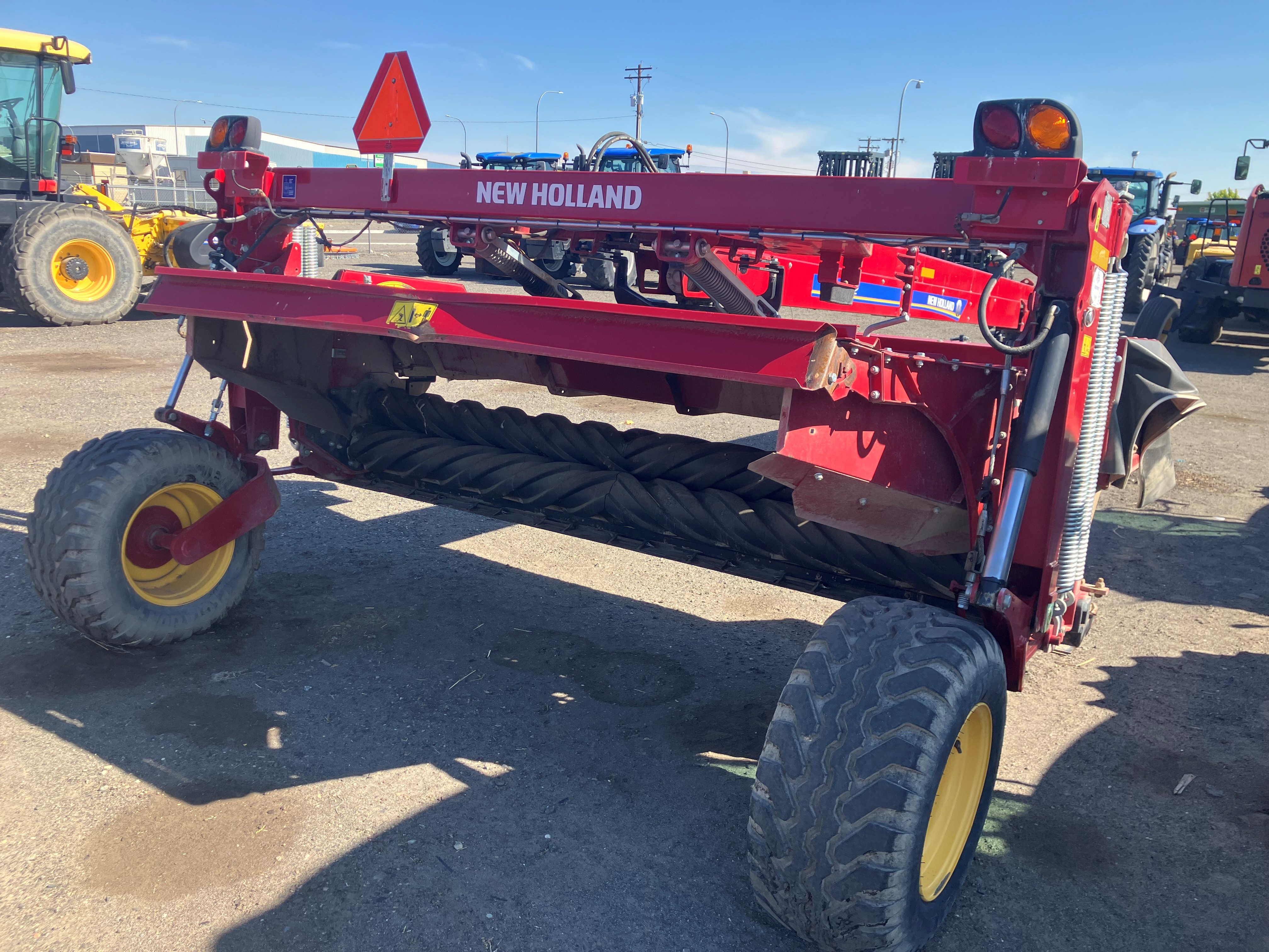 2018 New Holland DISCBINE 312R Mower Conditioner