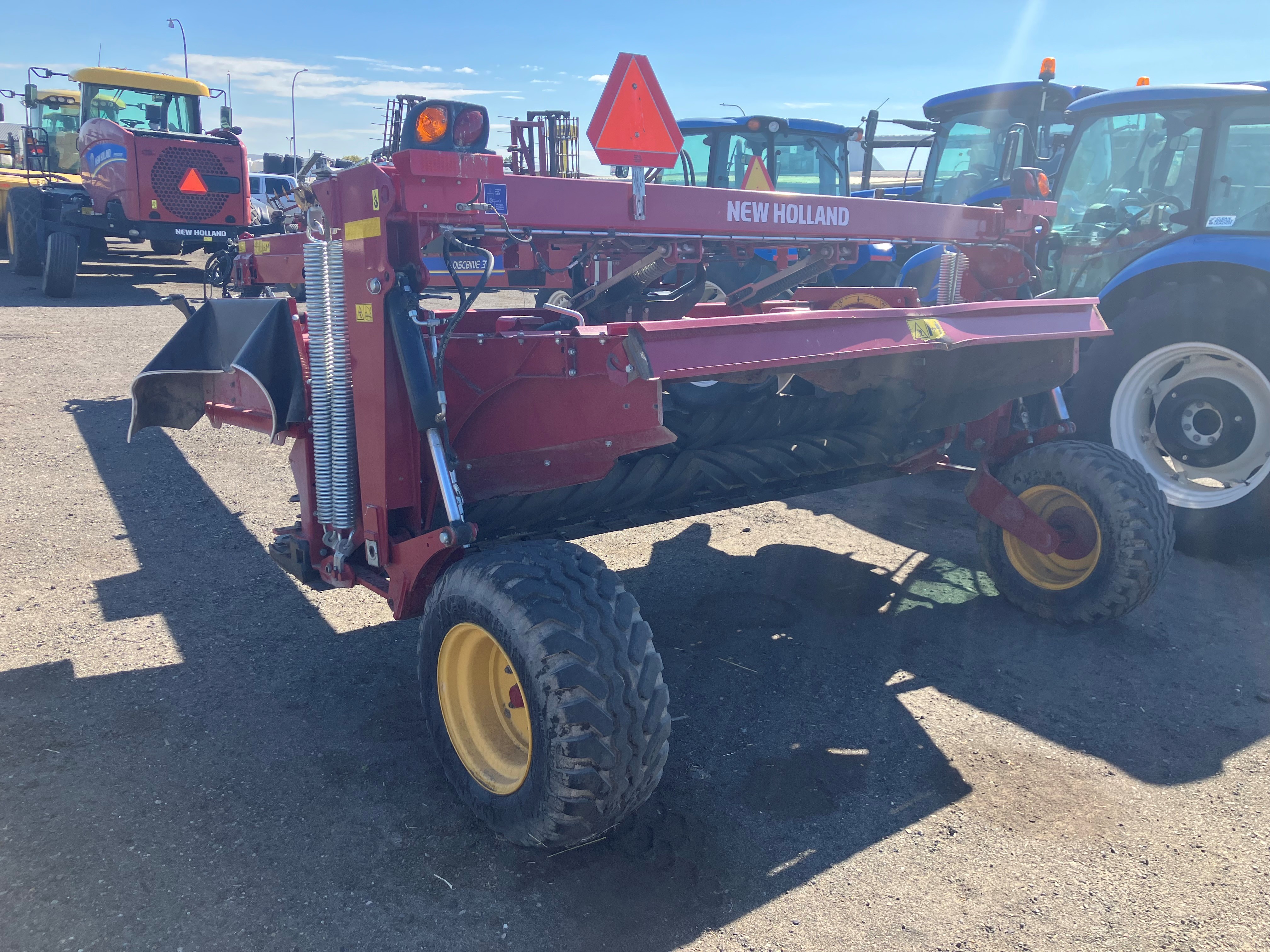 2018 New Holland DISCBINE 312R Mower Conditioner