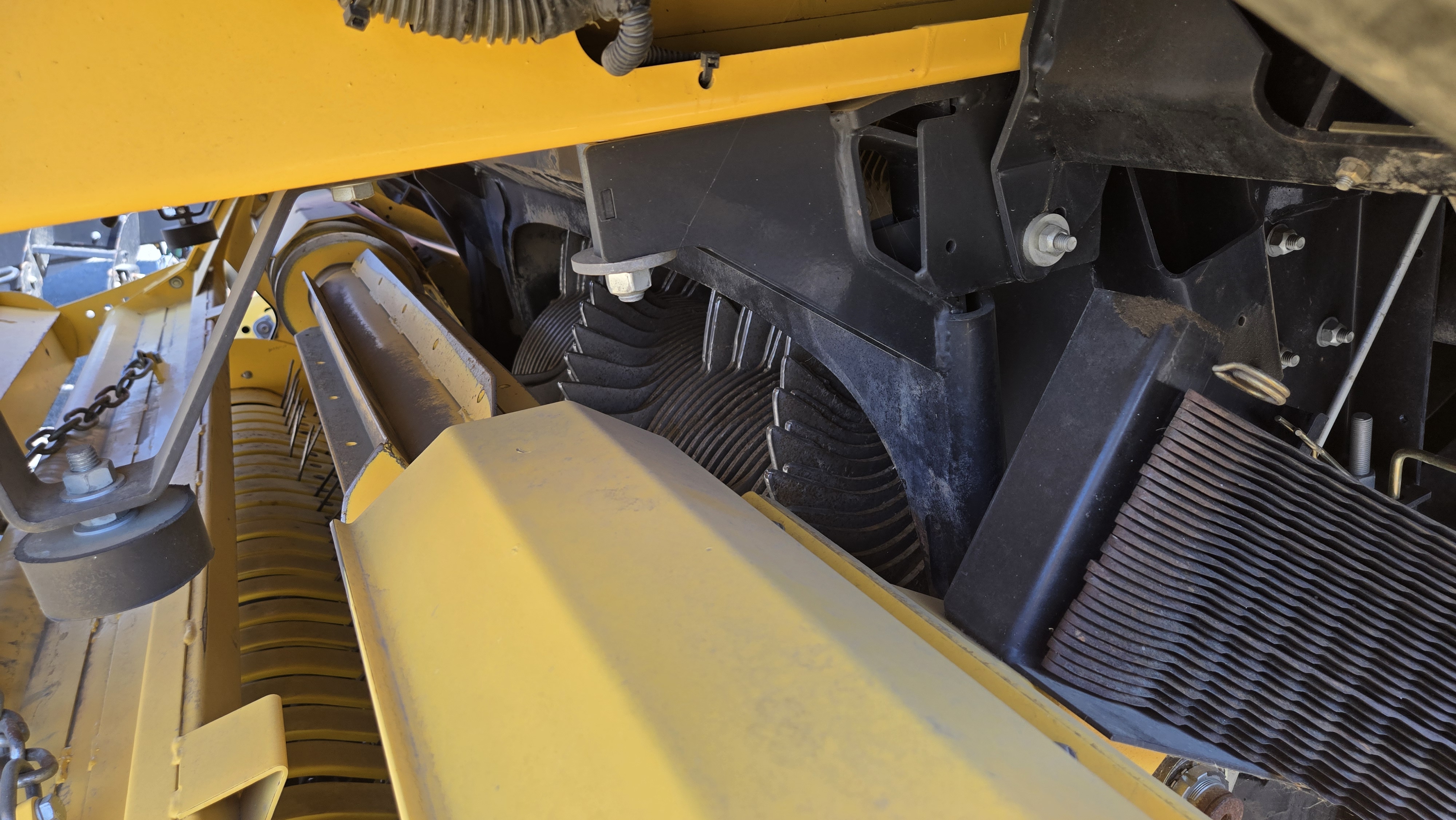 2022 New Holland 340R PLUS HD Baler/Square