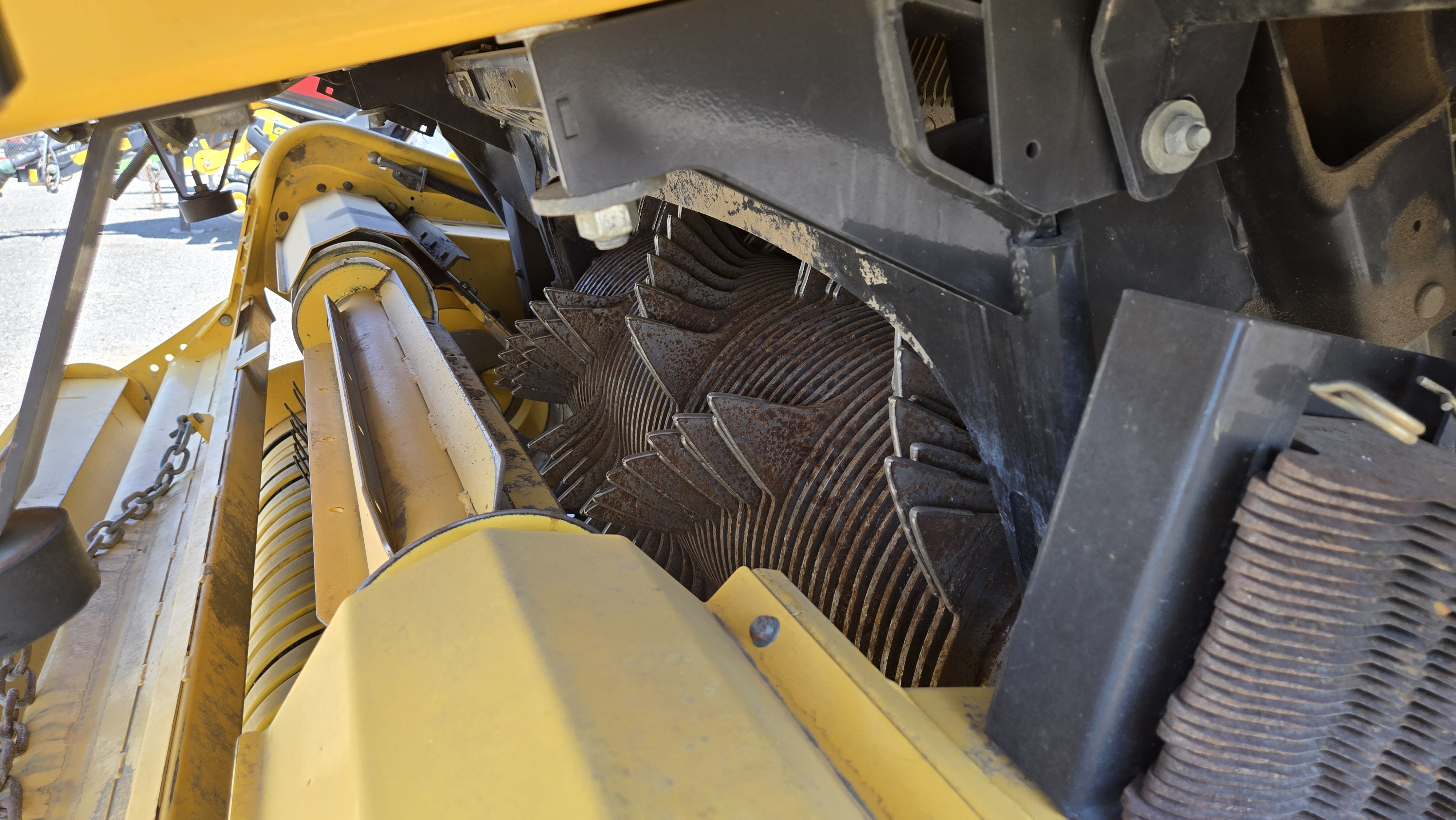 2023 New Holland 340R PLUS HD Baler/Square