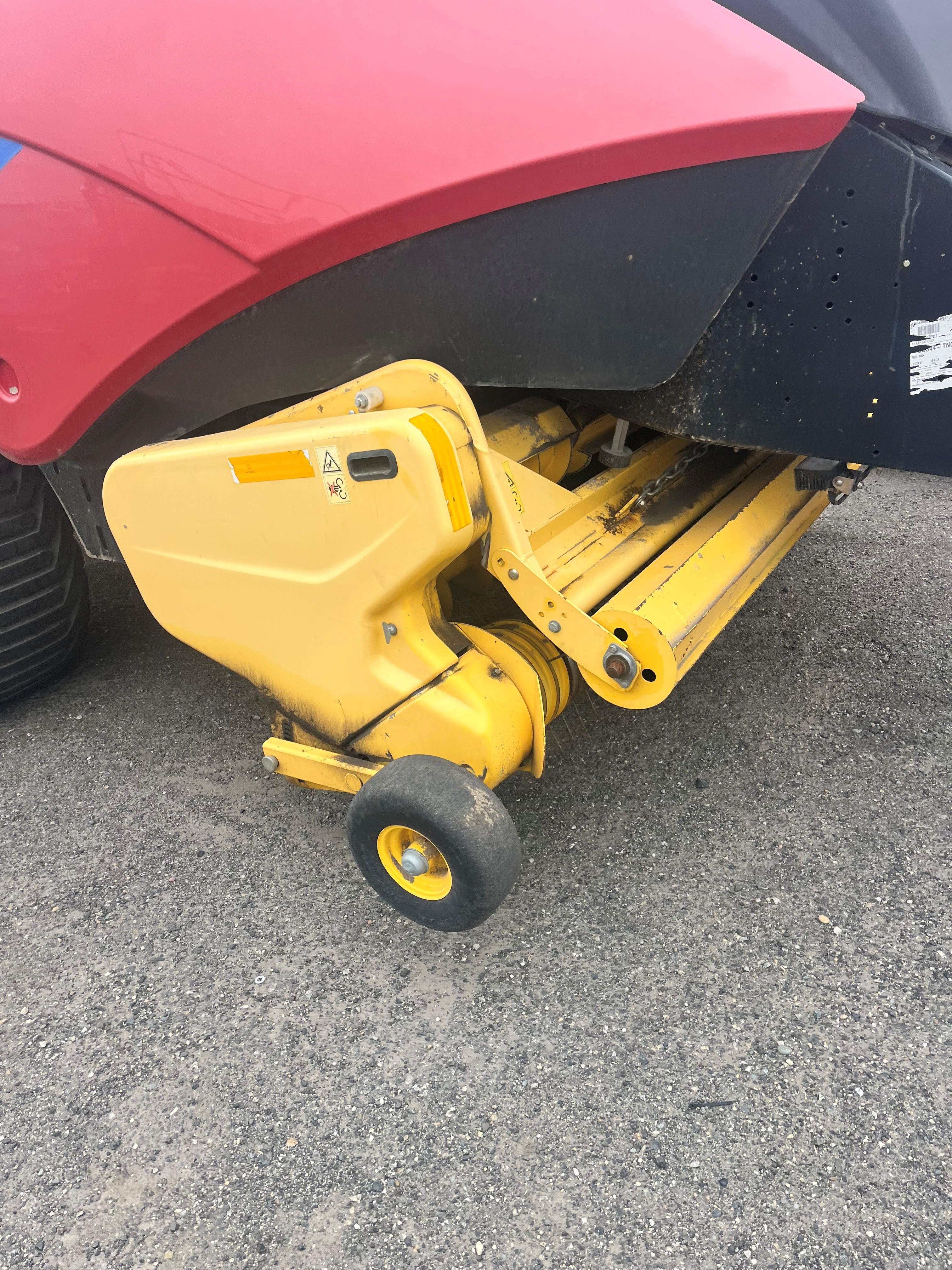 2016 New Holland 340S Baler/Square
