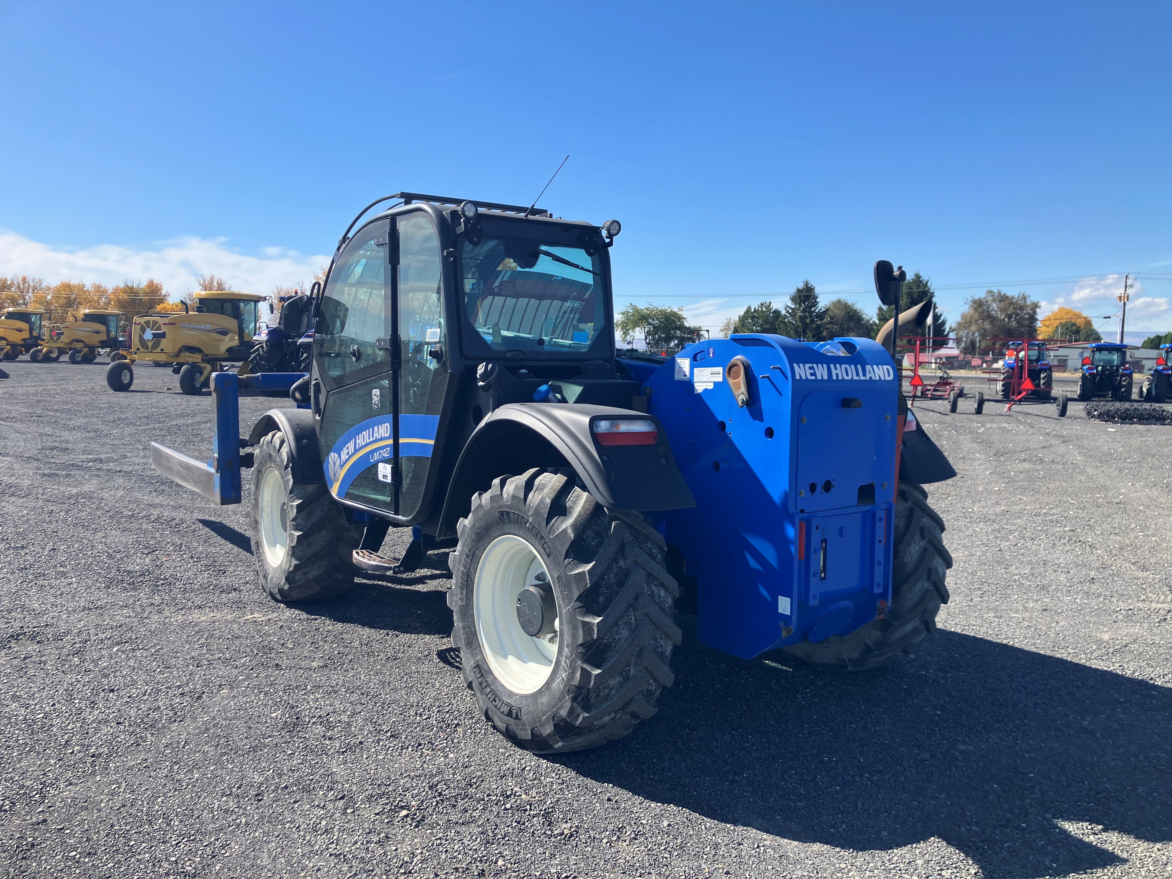 2020 New Holland LM7.42 TeleHandler