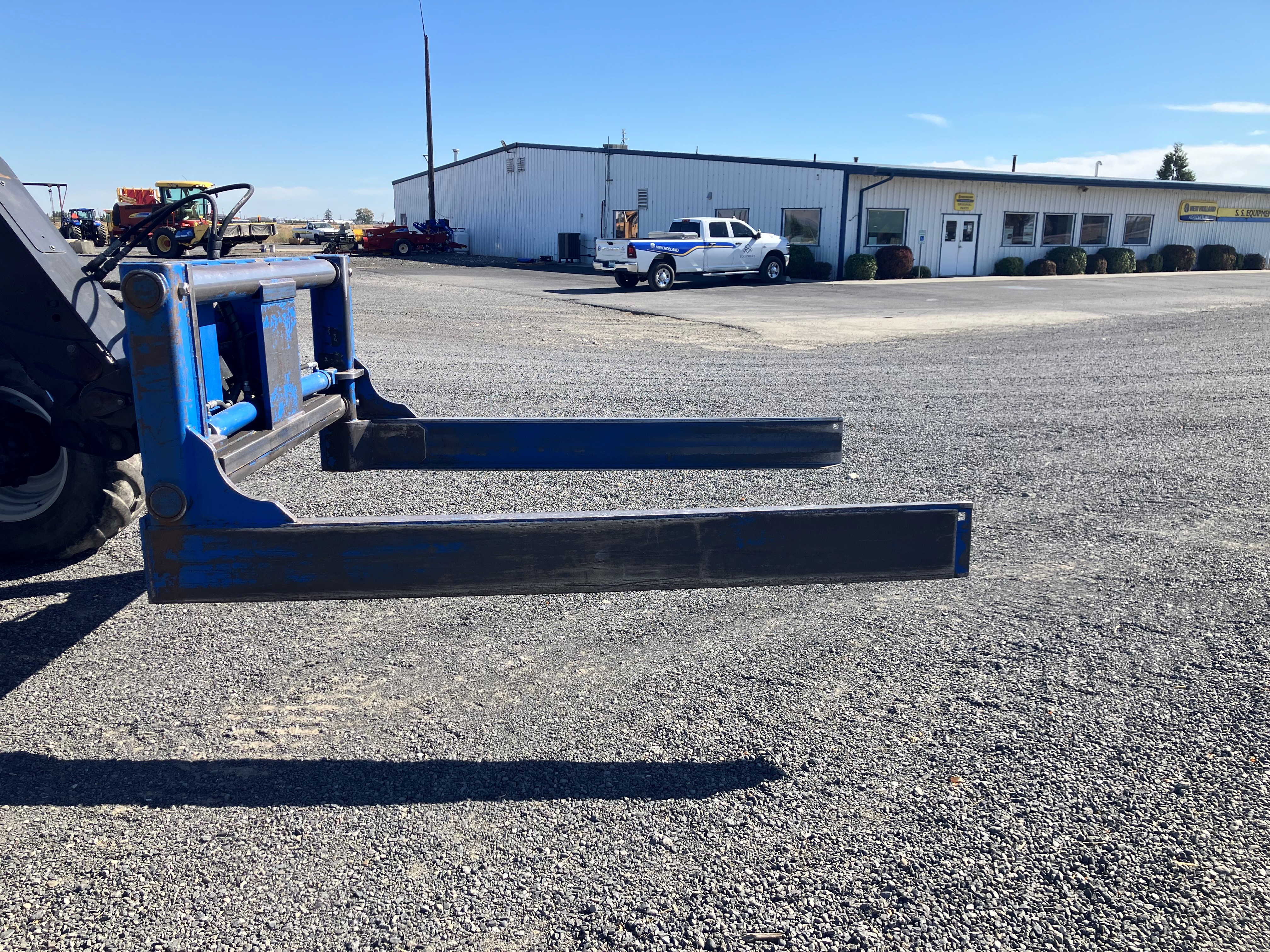 2020 New Holland LM7.42 TeleHandler