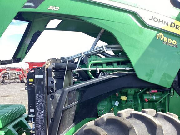 2022 John Deere 8R 310 Tractor