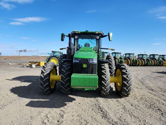 2022 John Deere 8R 370 Tractor