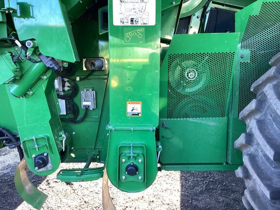 2020 John Deere S780 Combine